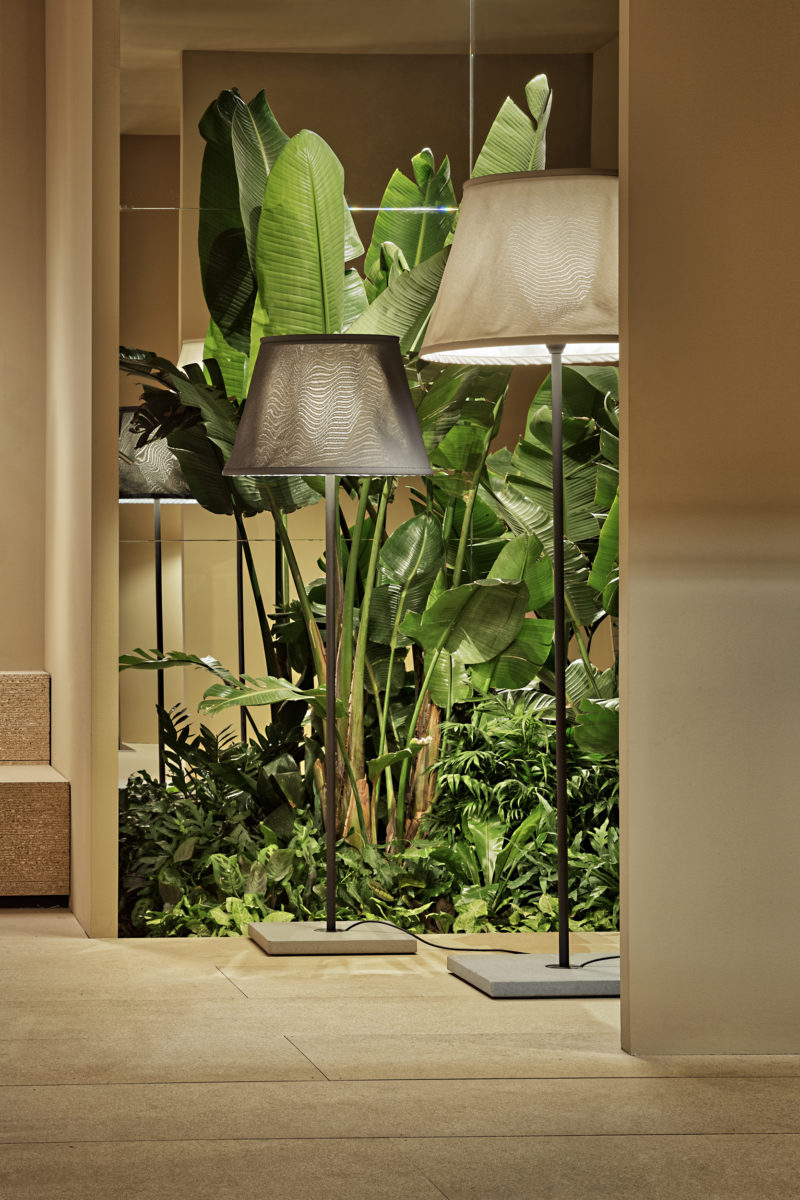 https://www.marset.com/wp-content/uploads/lamparas/exterior/txl-2019/marset_hr_txl-2019-800x1200.jpg