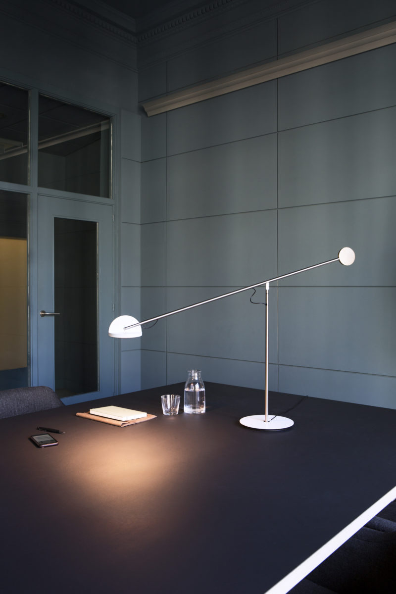 Table Lamp - Copérnica