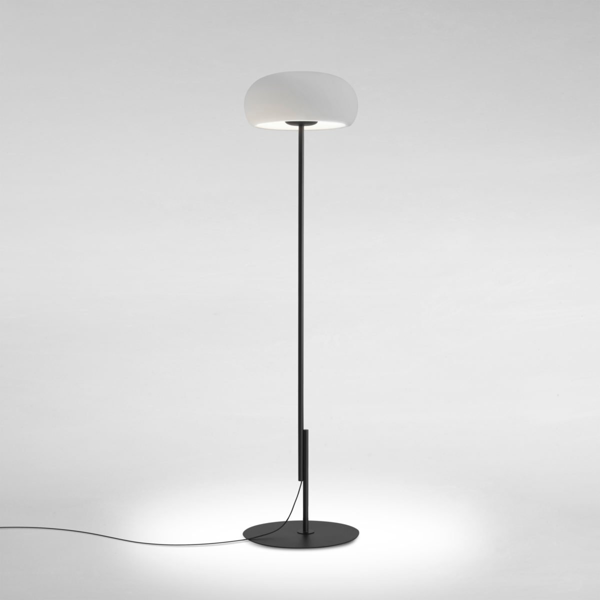 Floor Lamp - Vetra